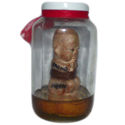 The Kumarn Tong Kote Hian Maha Heng was made and consecrated exactly according the rituals in the dtamra of Kroo Ba Chay Chana's lineage.