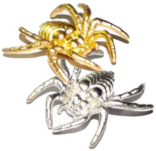 These spider amulets are empowered to attract, reel in, and keep money and treasures that float by as opportunities, and draws wealth and treasured items into your possession.