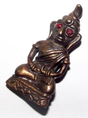 The Pra Ngan maha sanaeh and choke lap amulet for gamblers and flirts is used by those who frequent the places of nocturnal entertainment.